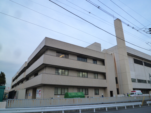 病院　厚木市立病院（病院）まで359m