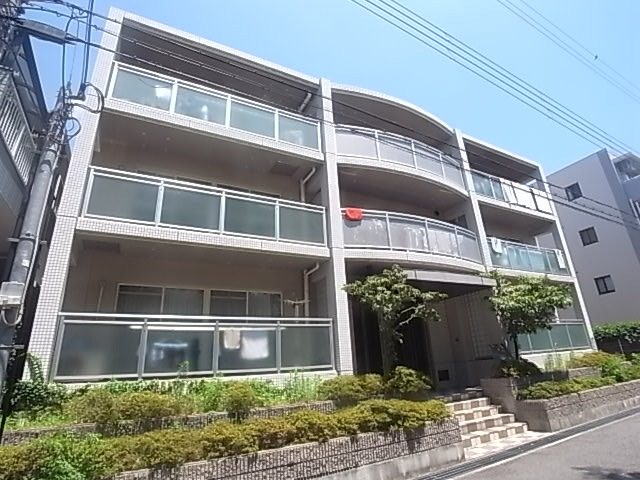 建物外観　タイル貼りの外観
