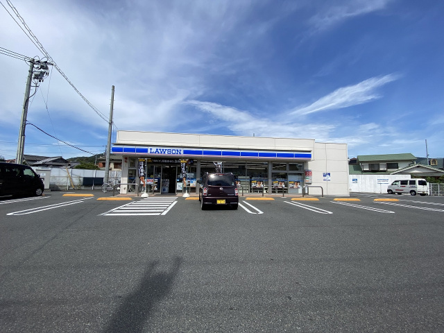 コンビニ　ローソン岡山北方店（コンビニ）まで344m