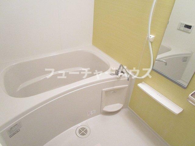 バス・シャワールーム　お風呂で日々の疲れを落としましょう