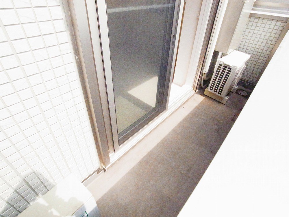 バルコニー　別部屋
