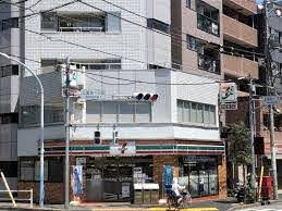 コンビニ　セブンイレブン新宿上落合1丁目店（コンビニ）まで212m