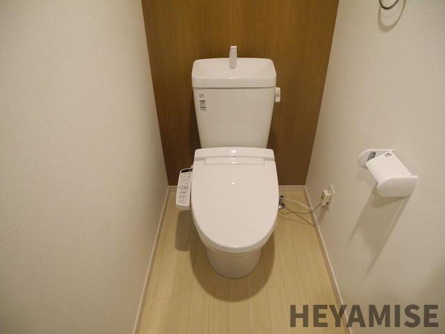 トイレ　※同間取りの別の階のお部屋の写真です※