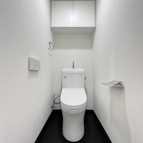トイレ　同仕様タイプです