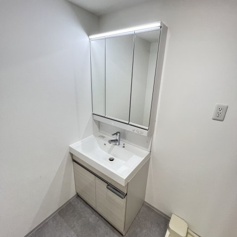 洗面設備　同仕様タイプです