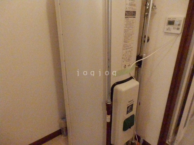 その他設備　電気温水器です！