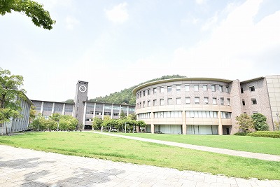大学・短大　立命館大学（大学・短大）まで650m