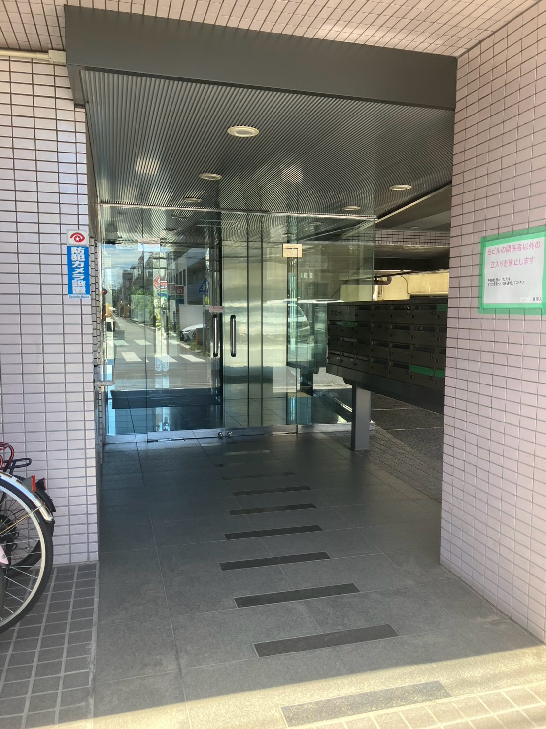 エントランス