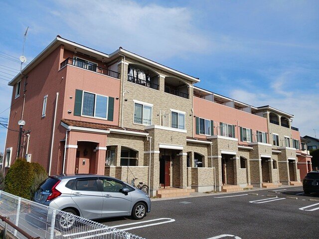 建物外観　落ち着いた雰囲気の外観です