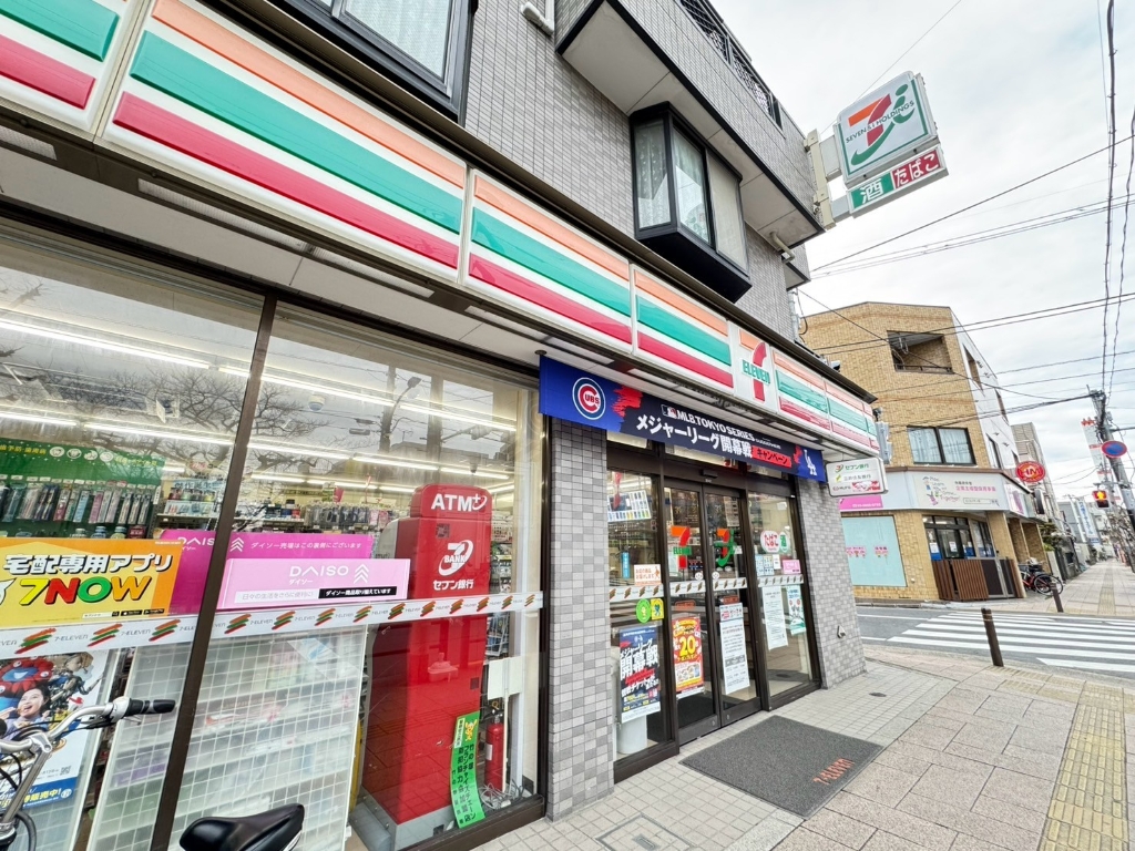 コンビニ　セブンイレブン 足立竹の塚6丁目店（コンビニ）まで180m