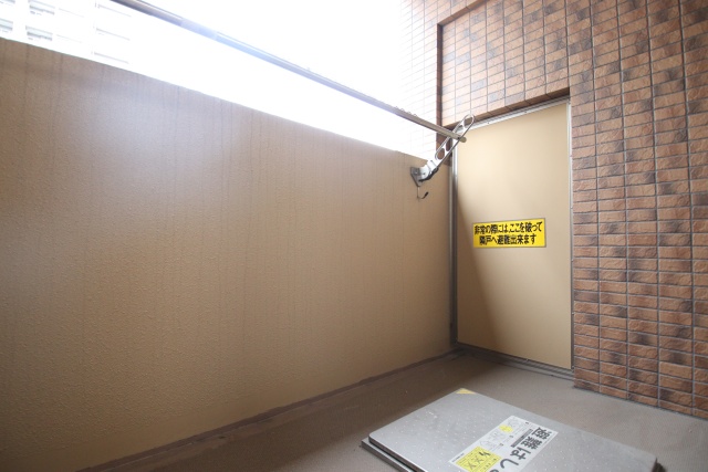 バルコニー　別室の参考写真です。※現況優先
