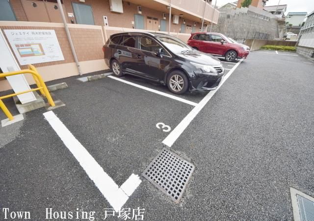 駐車場　★★敷地内駐車場★★