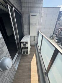 バルコニー　外からの目が気にならないバルコニーで洗濯物が干せます