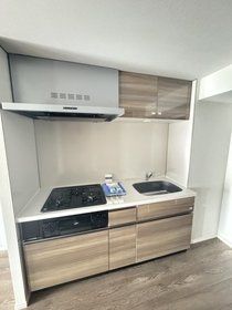 キッチン　写真は同タイプ住居です。