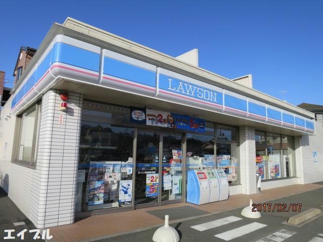 コンビニ　ローソン木更津16号バイパス店（コンビニ）まで692m
