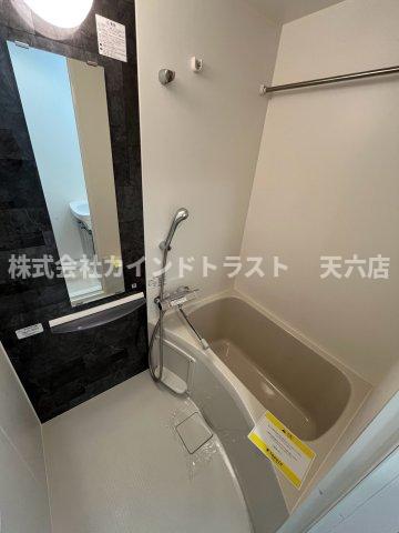 バス・シャワールーム　ゆったり過ごせるお風呂です