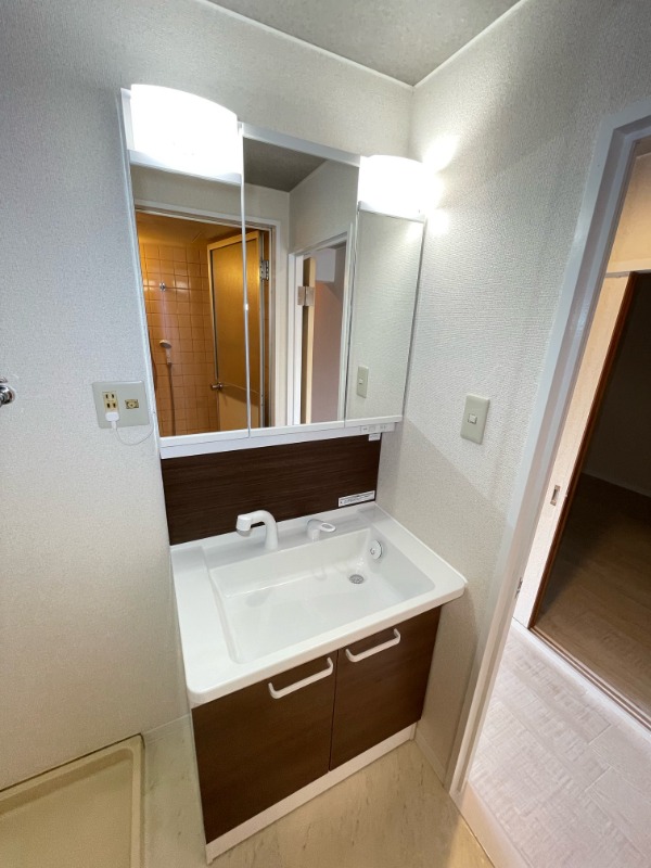 洗面設備　※他部屋参考写真