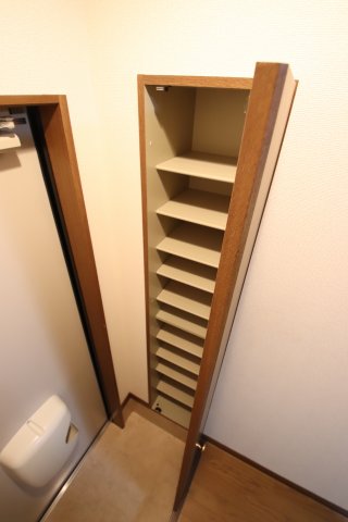 収納　シューズボックス