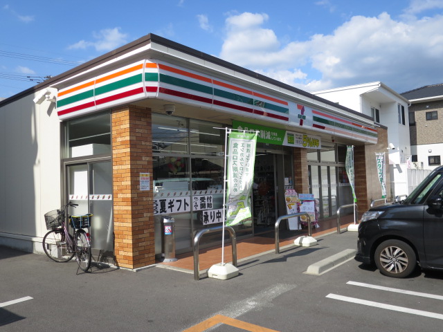 コンビニ　セブンイレブン 熊本帯山5丁目店（コンビニ）まで549m