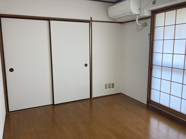 居室・リビング　木川ハイツ　２０２号室