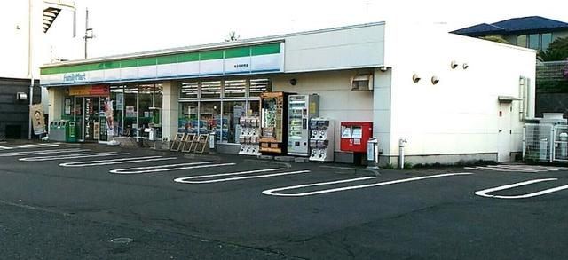 コンビニ　ファミリーマート横浜和泉町店（コンビニ）まで253m