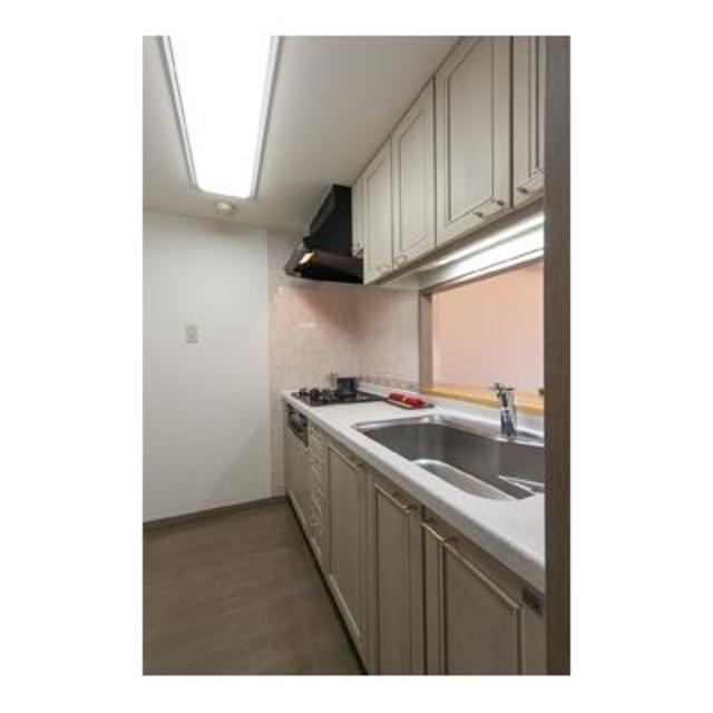 キッチン　※写真は同タイプ住戸です。