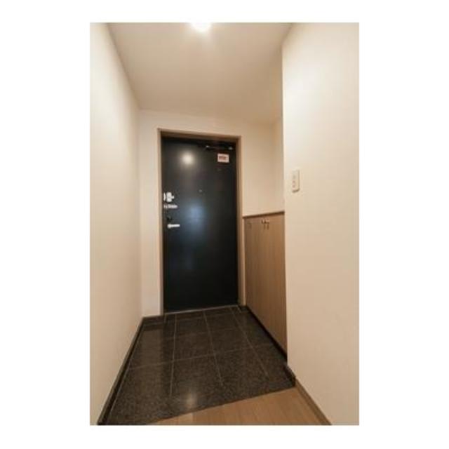 玄関　※写真は同タイプ住戸です。