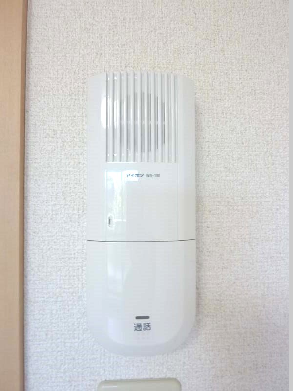 エントランス　正面玄関