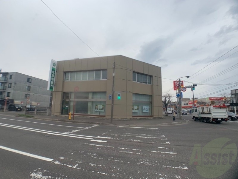 銀行　北海道銀行元町支店（銀行）まで113m