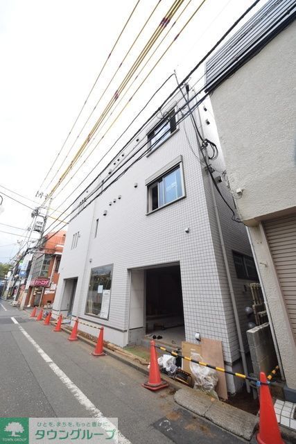 エントランス　写真建築中時♪