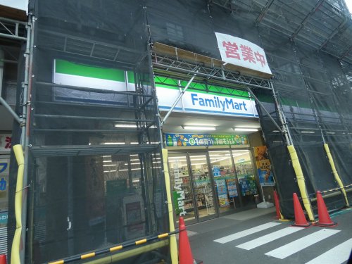 コンビニ　ファミリーマート 大和深見西店（コンビニ）まで209m