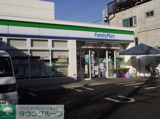 コンビニ　ファミリーマート杉並成田東五丁目店（コンビニ）まで370m