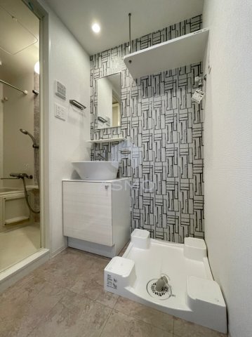 洗面設備　同マンション別部屋　参考写真