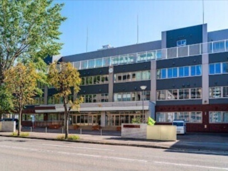 小学校　札幌市立北九条小学校（小学校）まで560m