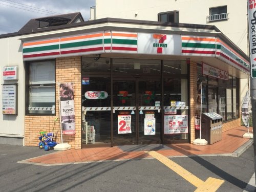 コンビニ　セブンイレブン 大阪瓜破3丁目店（コンビニ）まで417m