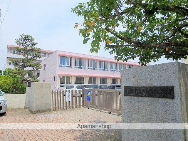 小学校　入野小学校（小学校）まで471m