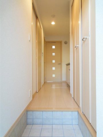 玄関　明るい玄関です