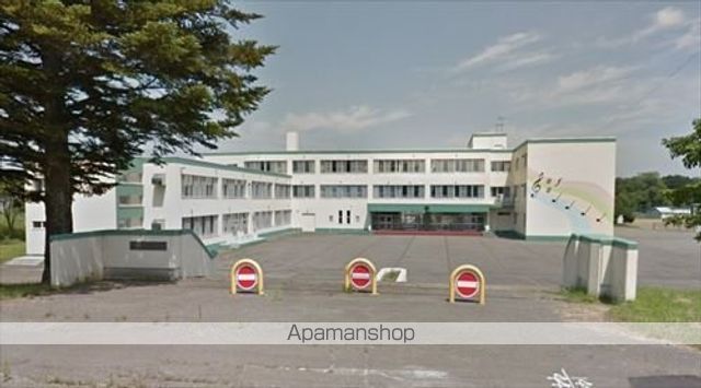 中学校　清水中学校（中学校）まで1545m