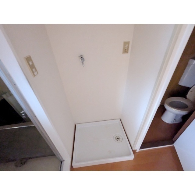 洗面設備　室内洗濯置き場