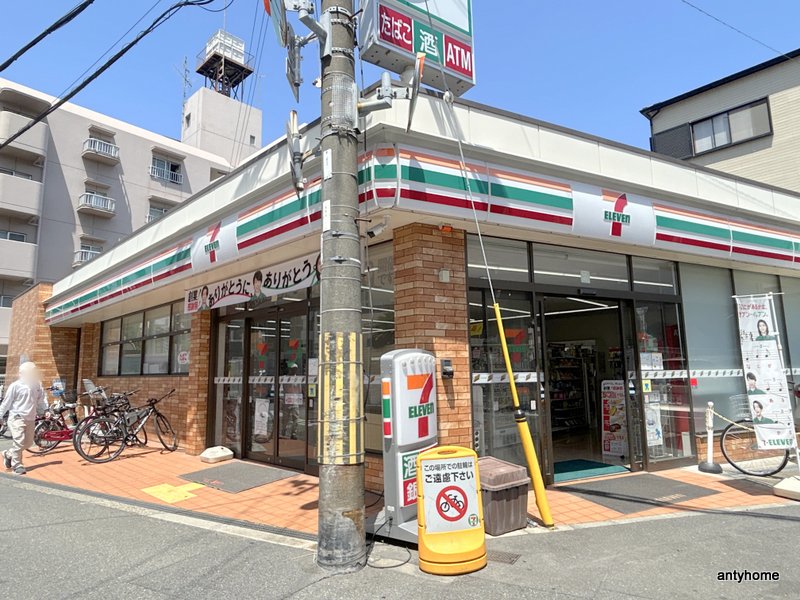 コンビニ　セブン-イレブン 大阪上新庄３丁目店（コンビニ）まで233m