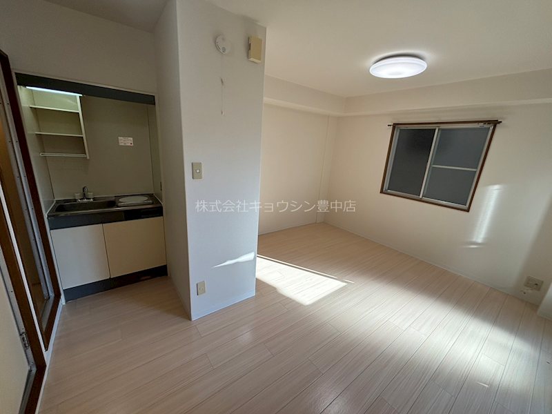 その他　同建物　別部屋写真
