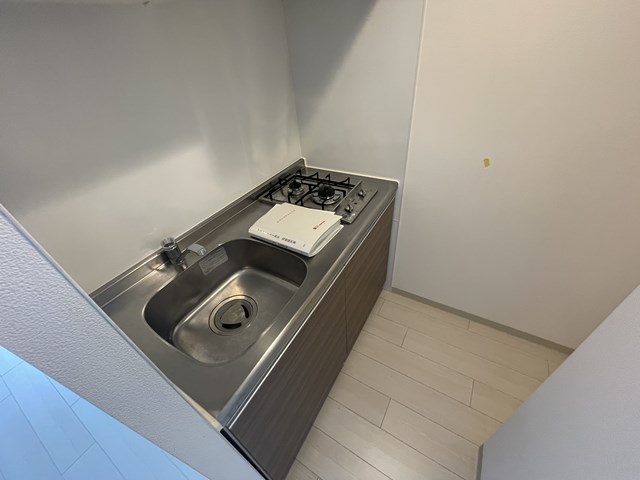 キッチン　壁付けキッチンでスペースを最大限有効活用できます！