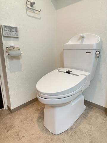 トイレ　（別タイプ参考写真）スカイコート板橋本町II　板橋区宮本町