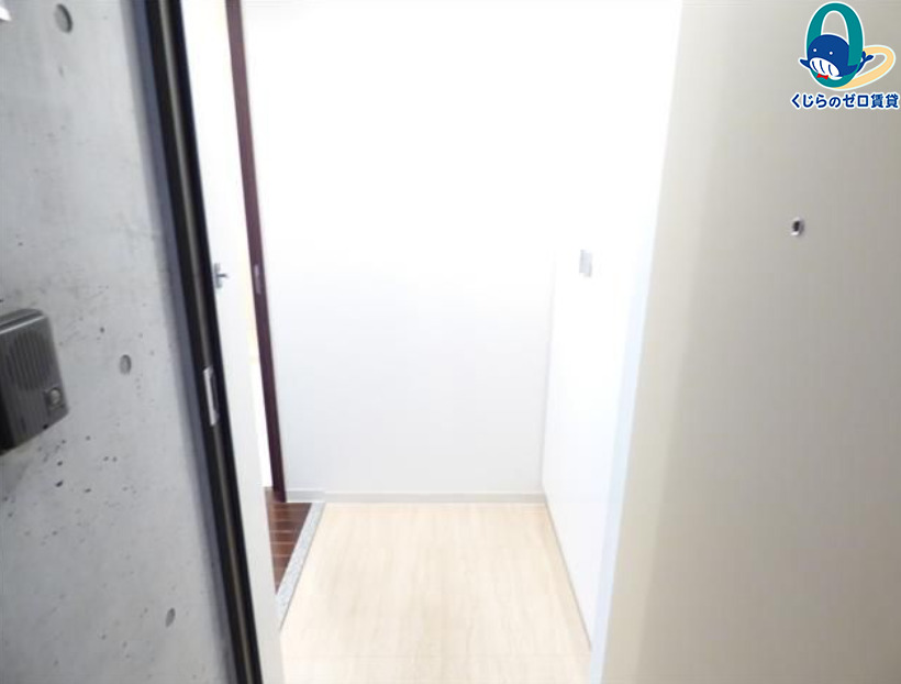 玄関　名古屋で一番初期費用の安い賃貸専門の不動産会社です(^^)