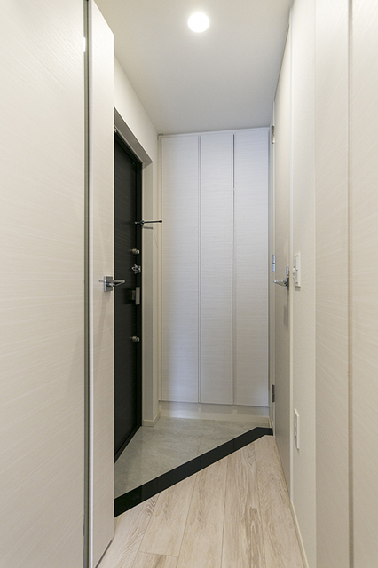 玄関　※写真は同タイプ住戸です。