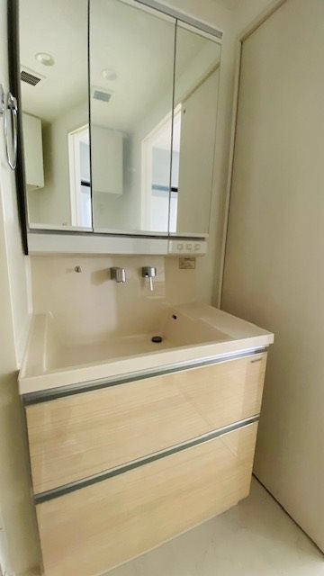 洗面設備　044-299-8985までお気軽にお電話下さい♪