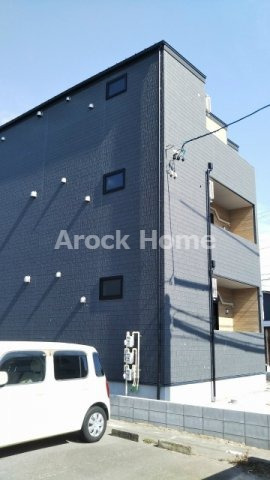 建物外観　落ち着いた雰囲気の外観です