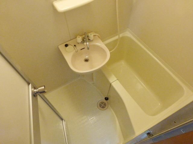 バス・シャワールーム　★他部屋参考写真です★