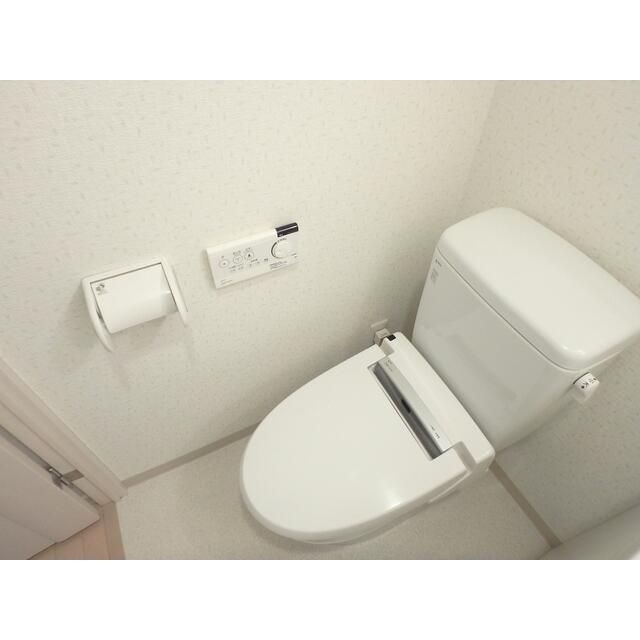 グリアス横浜・プルミエールのトイレ写真