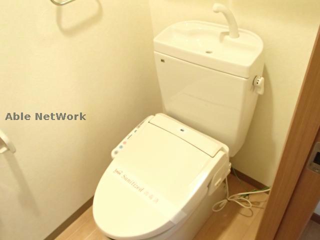 トイレ　※同物件別部屋の写真となります。